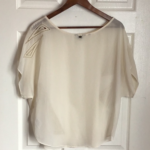 Guess Sheer Short Sleeve Blouse - Picture 4 of 4